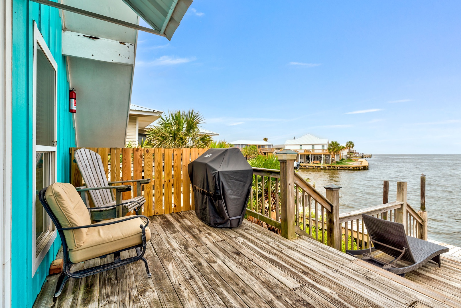 Captain's Quarters  The Landing Restaurant Beach Bar and Vacation Rental