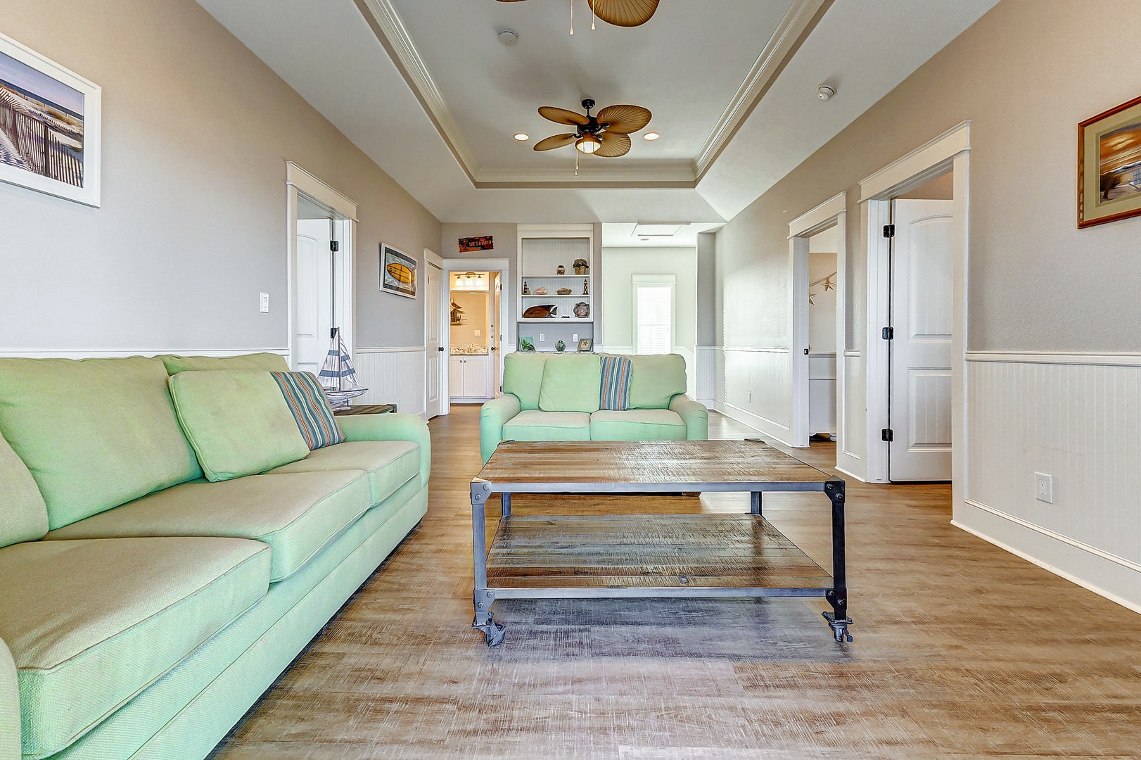 Upstairs Living Room (Sleeper sofa)