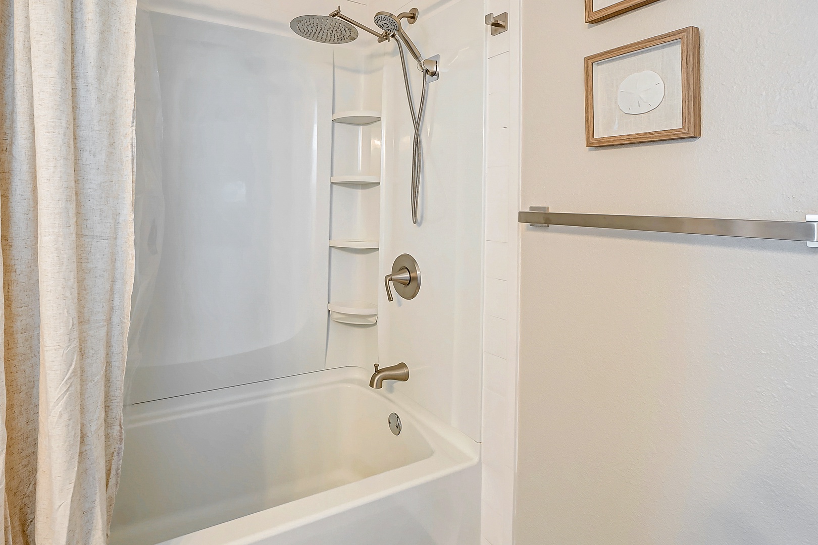 Master bathroom tub/shower combo
