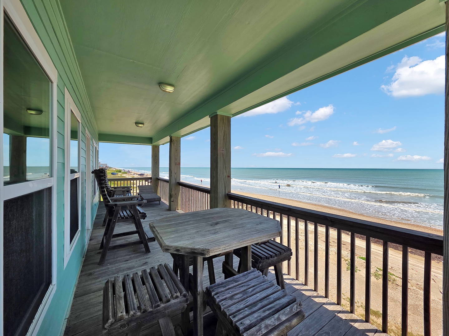 Upstairs Deck