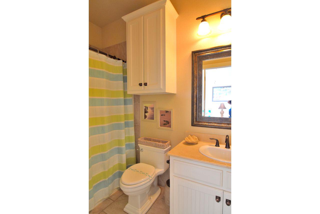 Attached guest bathroom