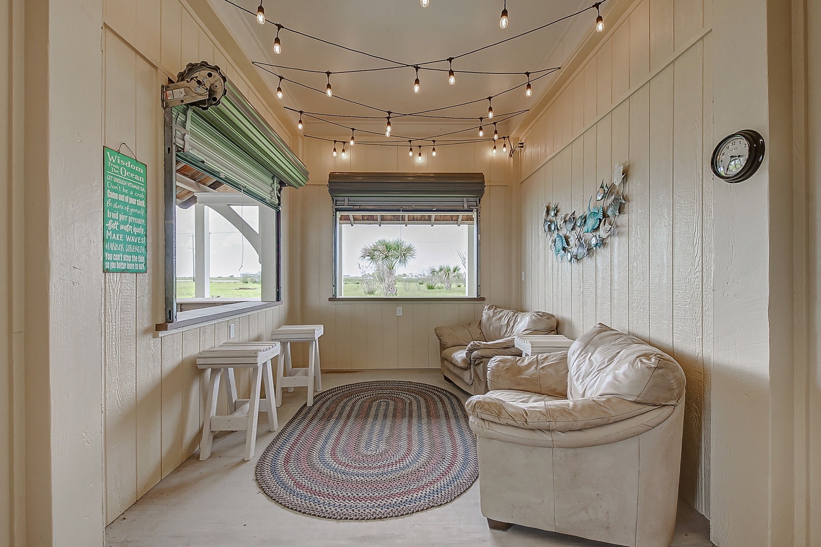 Tiki Bar Room