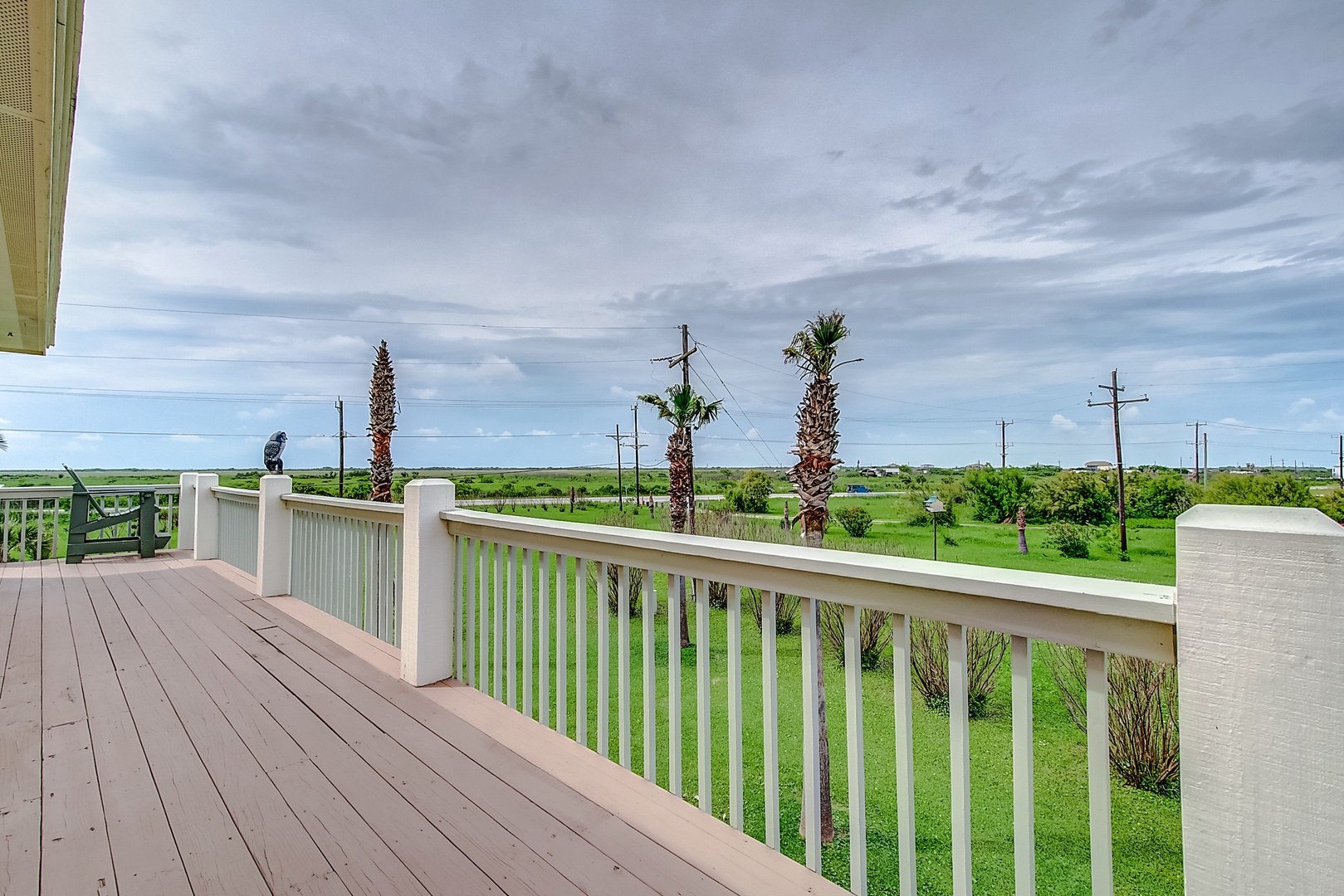 Wrap around deck views