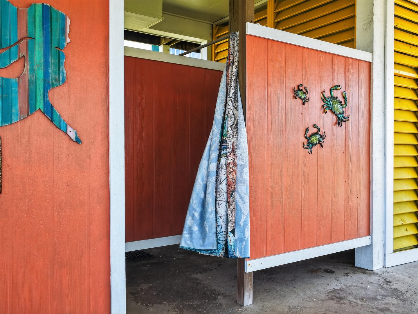 3089 Patty St Bolivar Peninsula TX 77650 USA-079-021-Outdoor Shower-MLS_Size