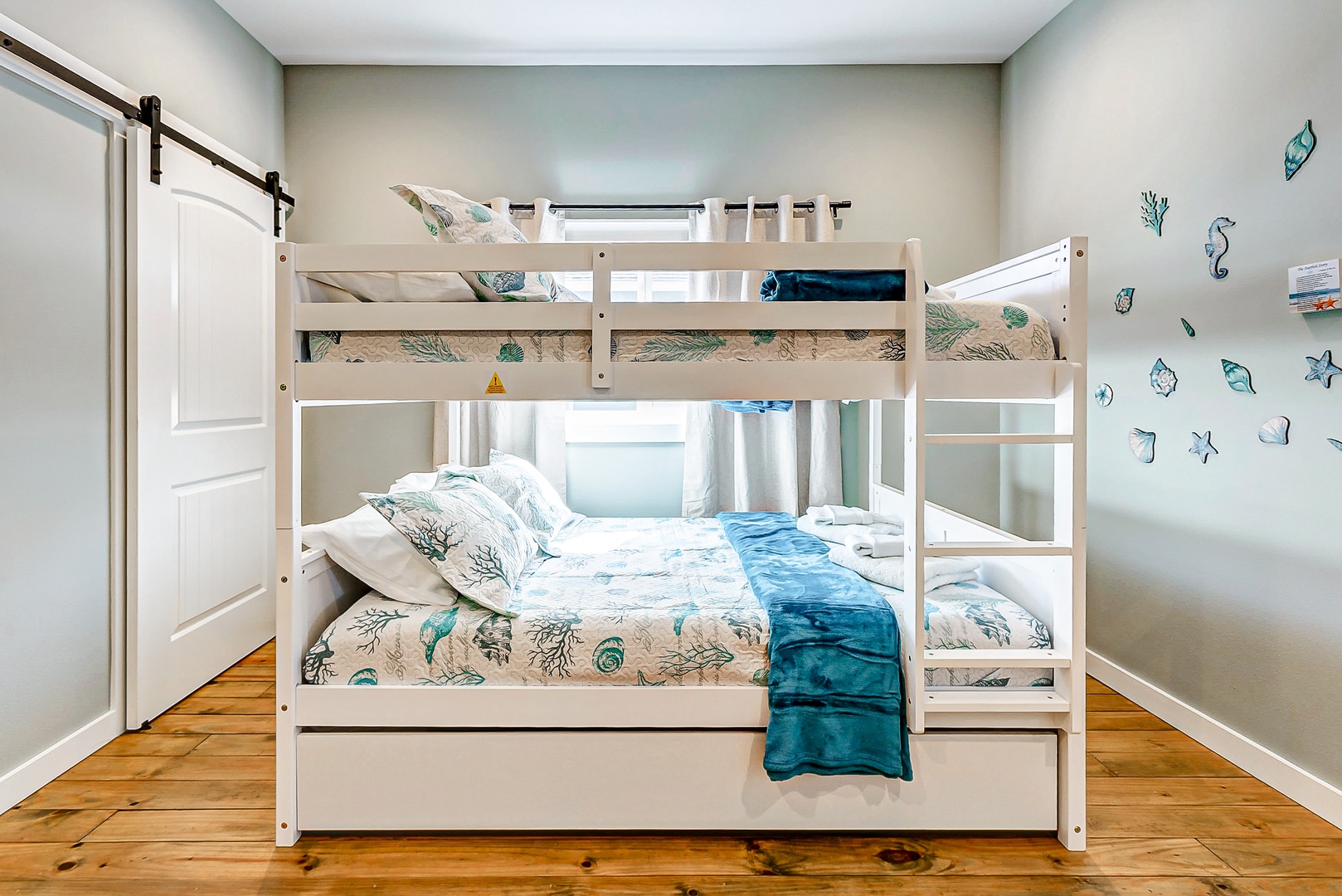 Bunk Guestroom