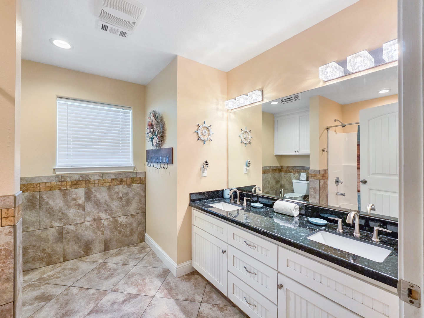2nd Bathroom