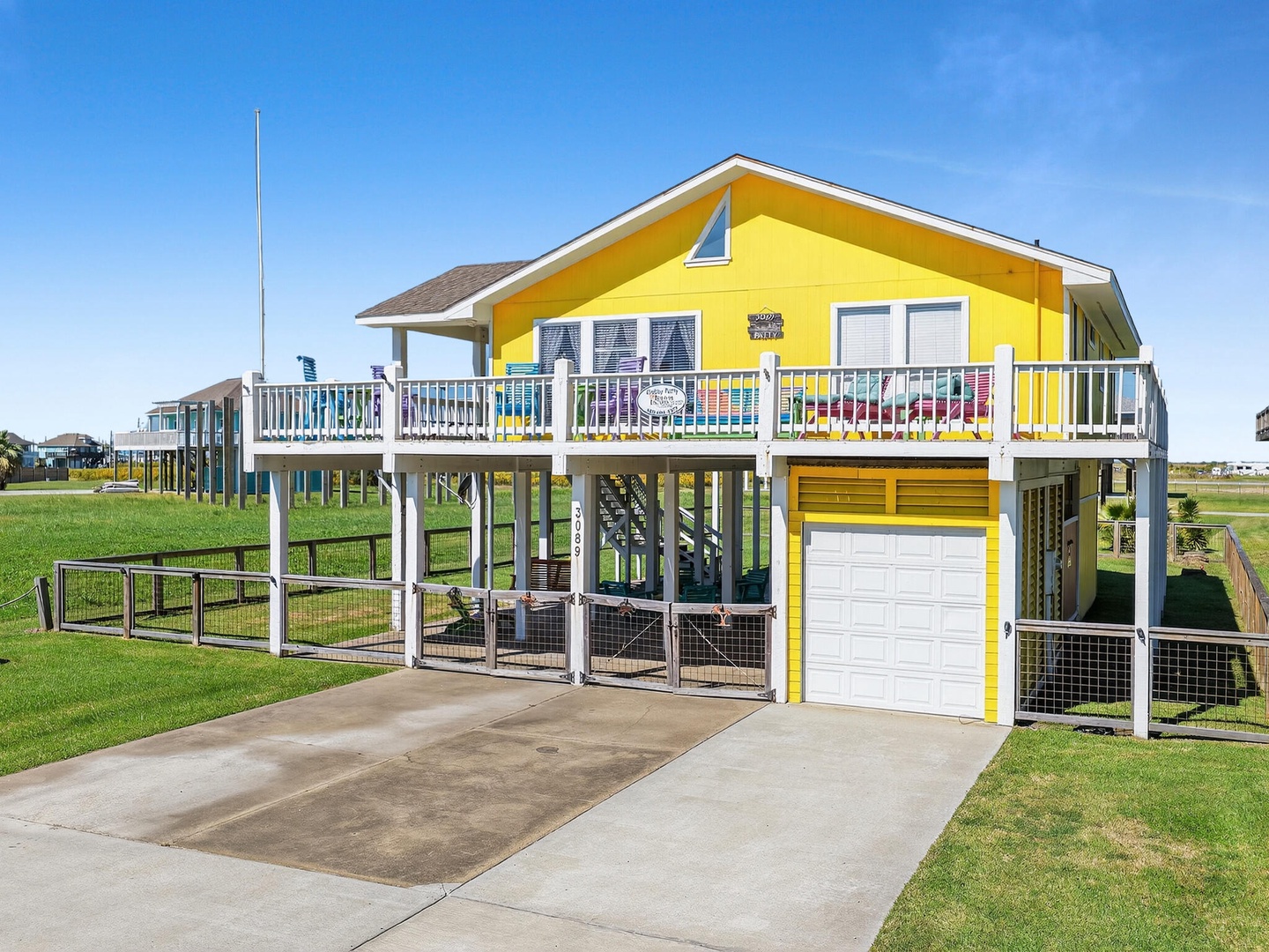 3089 Patty St Bolivar Peninsula TX 77650 USA-003-070-Front-MLS_Size