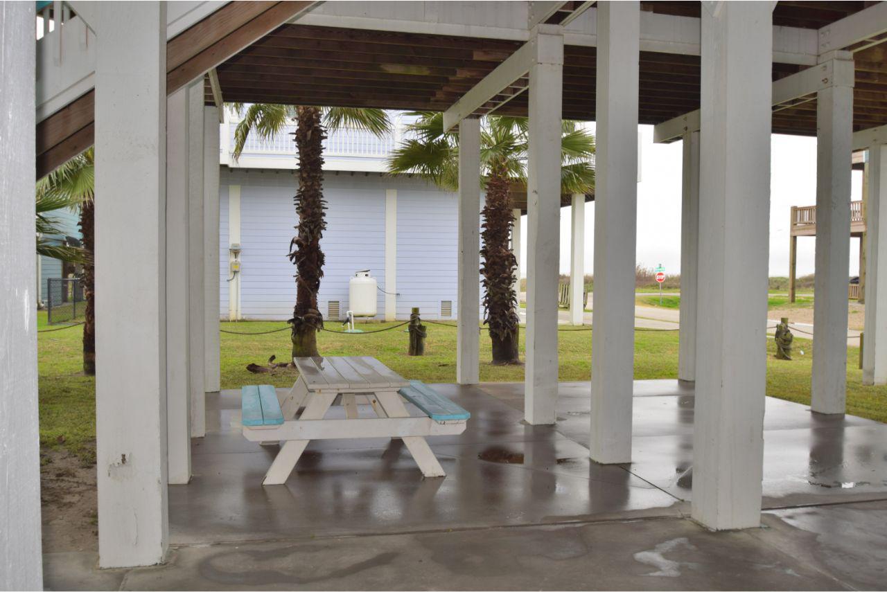 Downstairs covered picnic
