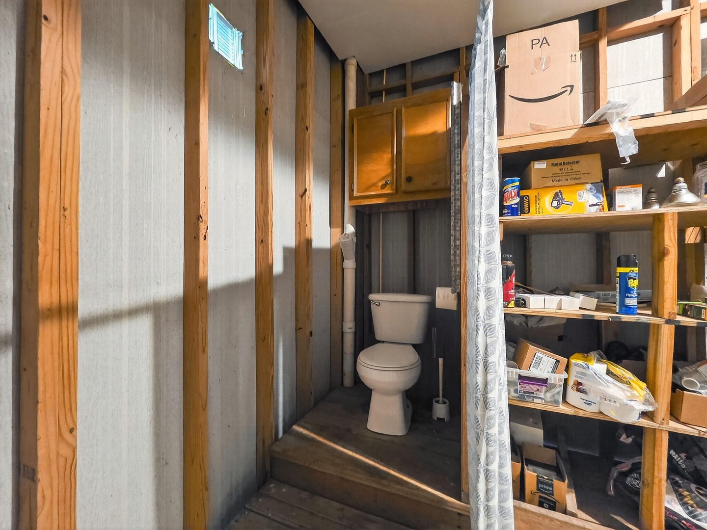 3089 Patty St Bolivar Peninsula TX 77650 USA-038-074-Bathroom-MLS_Size