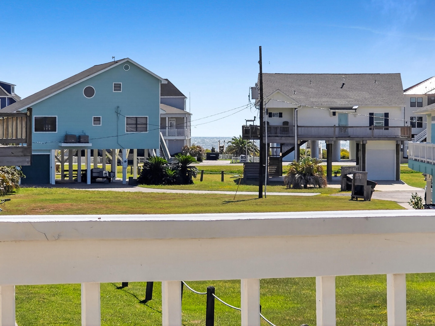 3089 Patty St Bolivar Peninsula TX 77650 USA-027-023-Balcony-MLS_Size