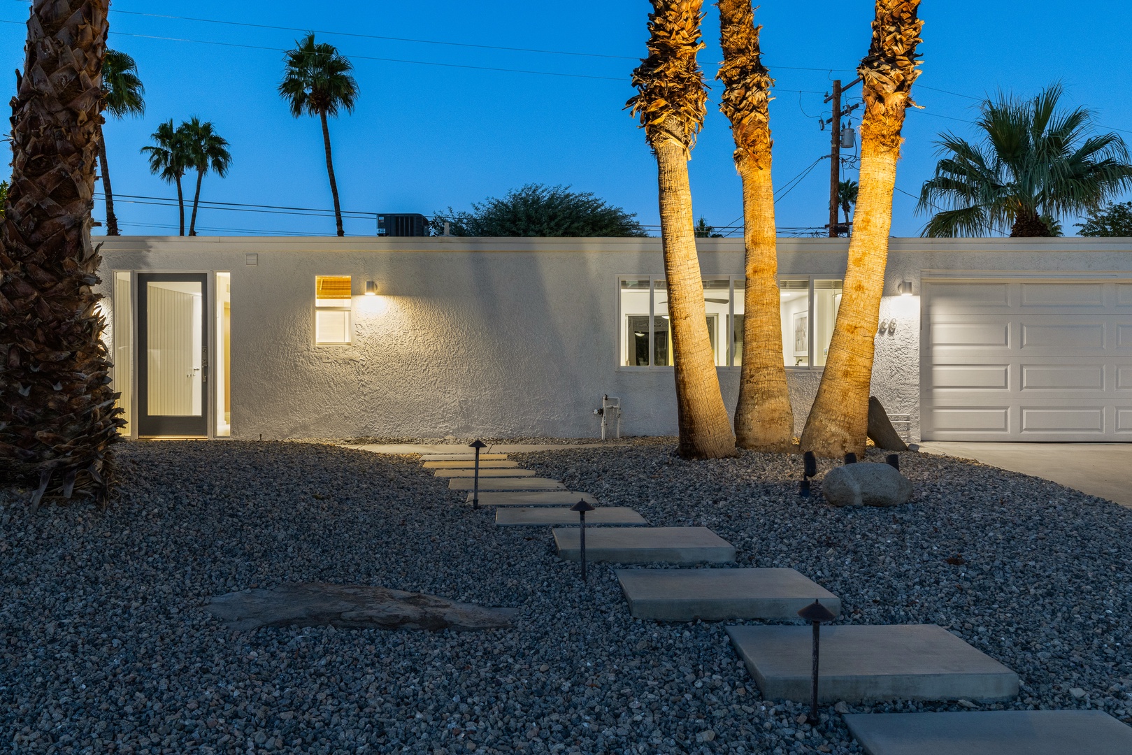 388 E Desert Willow Cir-59