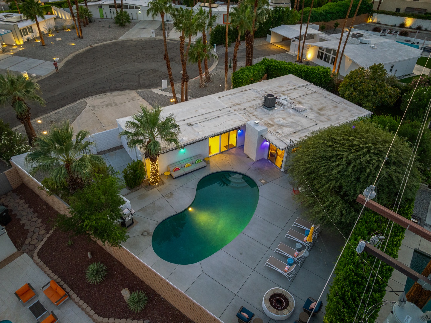 388 E Desert Willow Cir-75