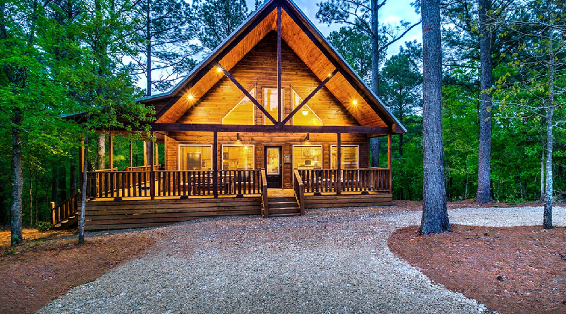 Hollywood Regency Ultra Luxury Cabin, Hochatown/Broken Bow, Beavers Bend  Lake/Oklahoma