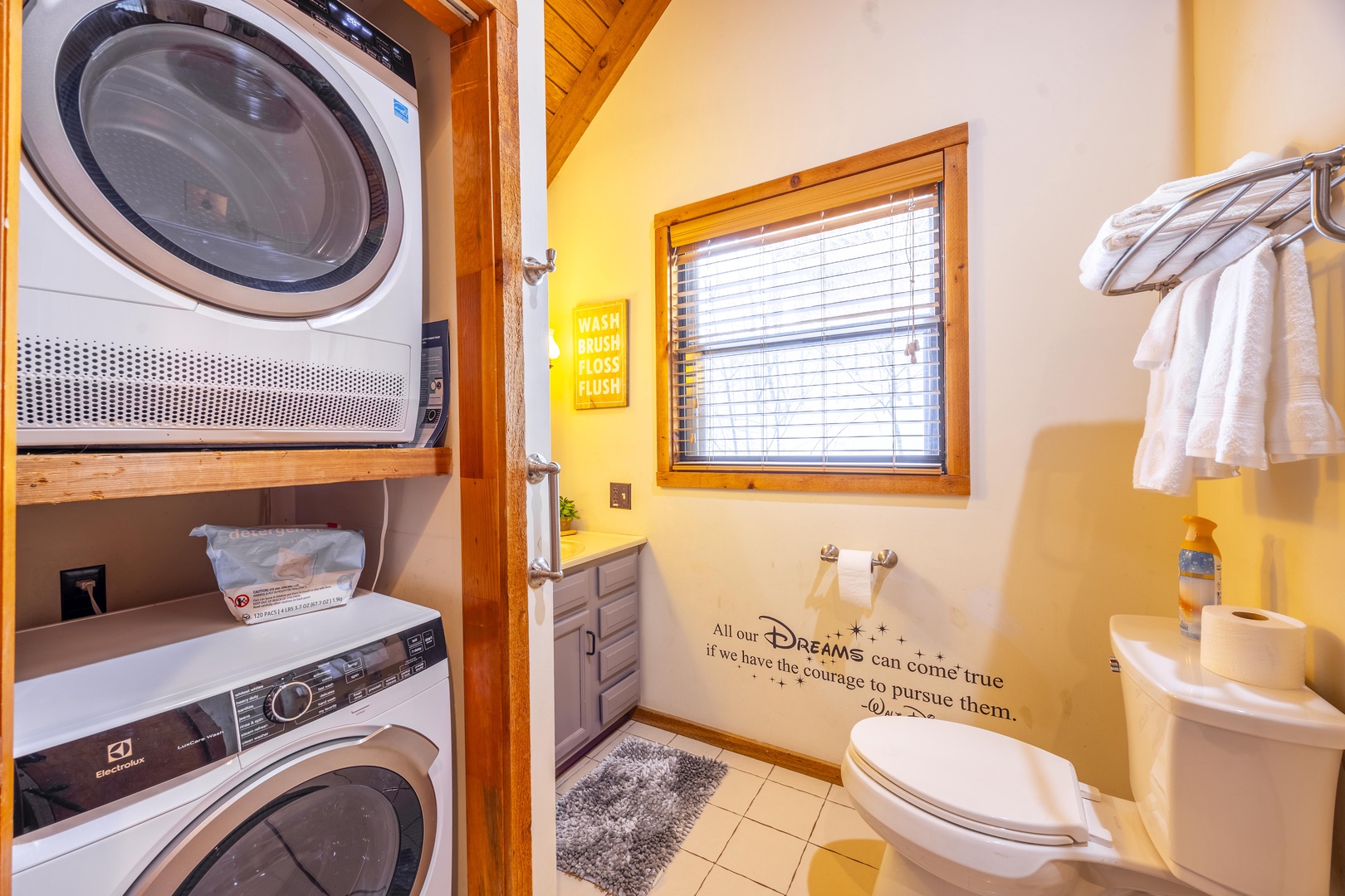 Washer and dryer in your own bathroom mean you can pack light and freshen up whenever you need to during your stay.