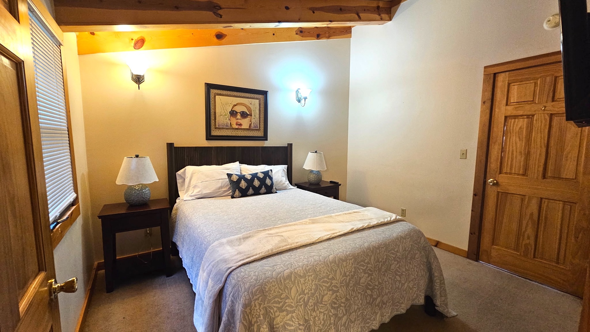 Upstairs King Bedroom 3: Queen