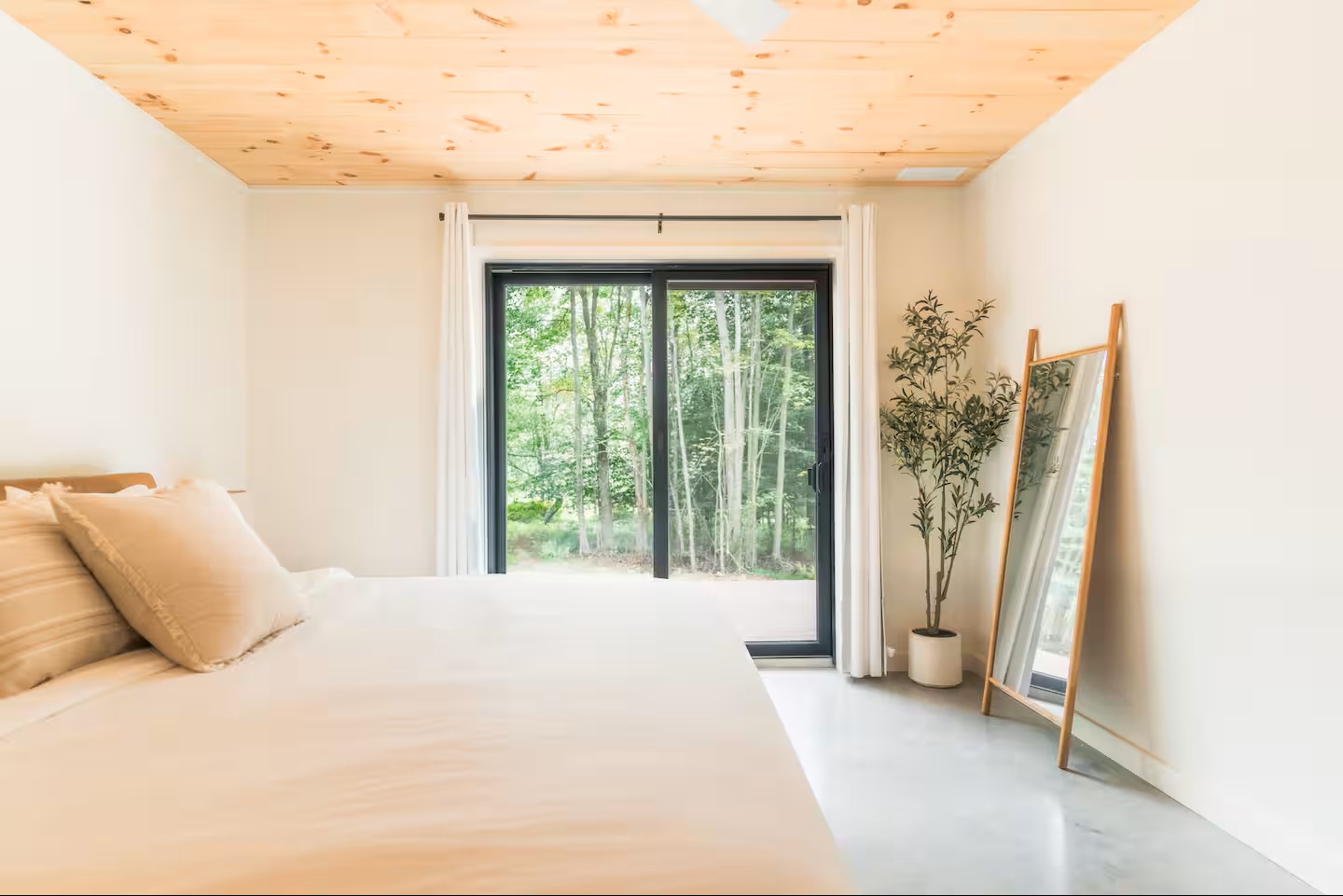 Bedroom 1: King bed