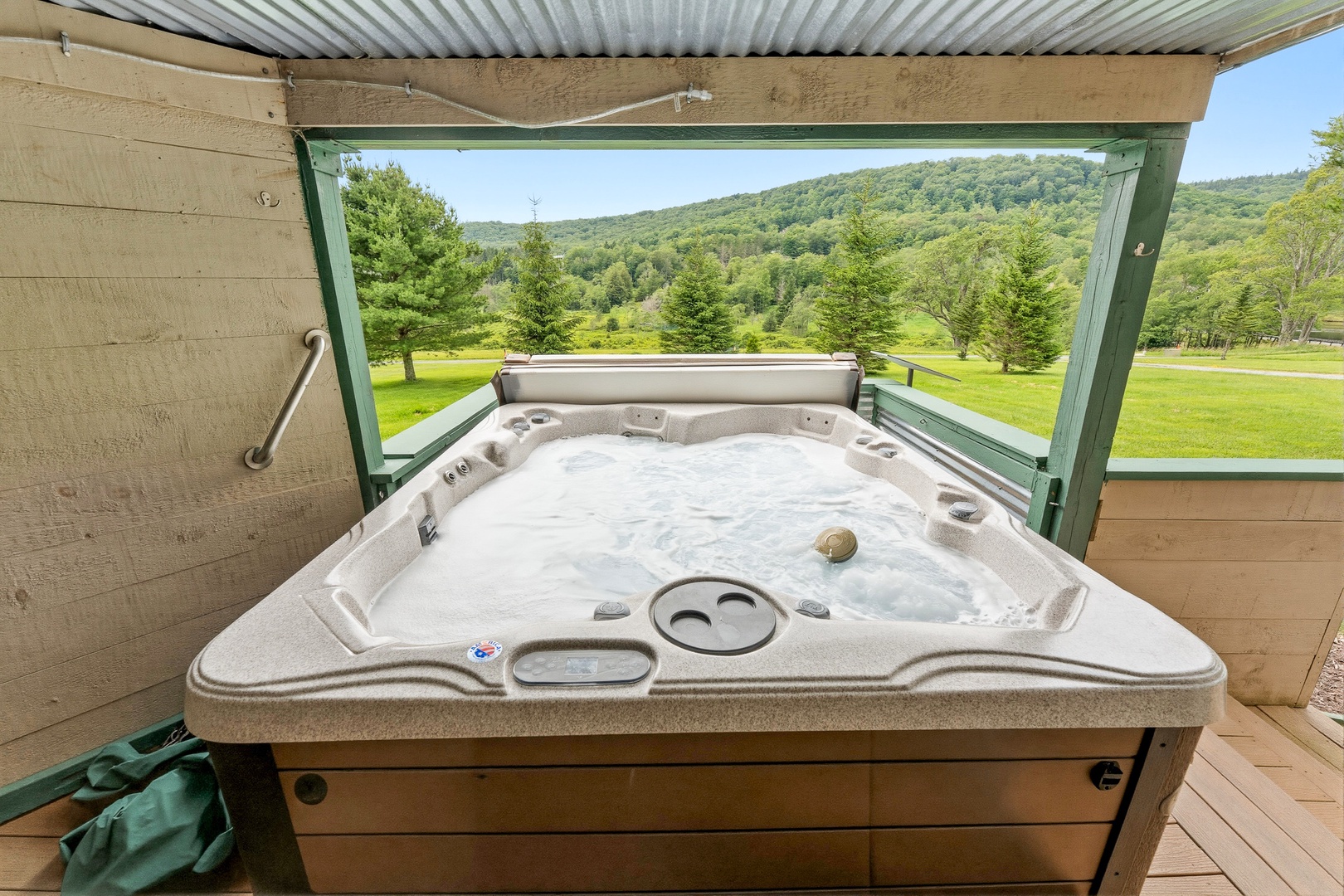 Hot tub