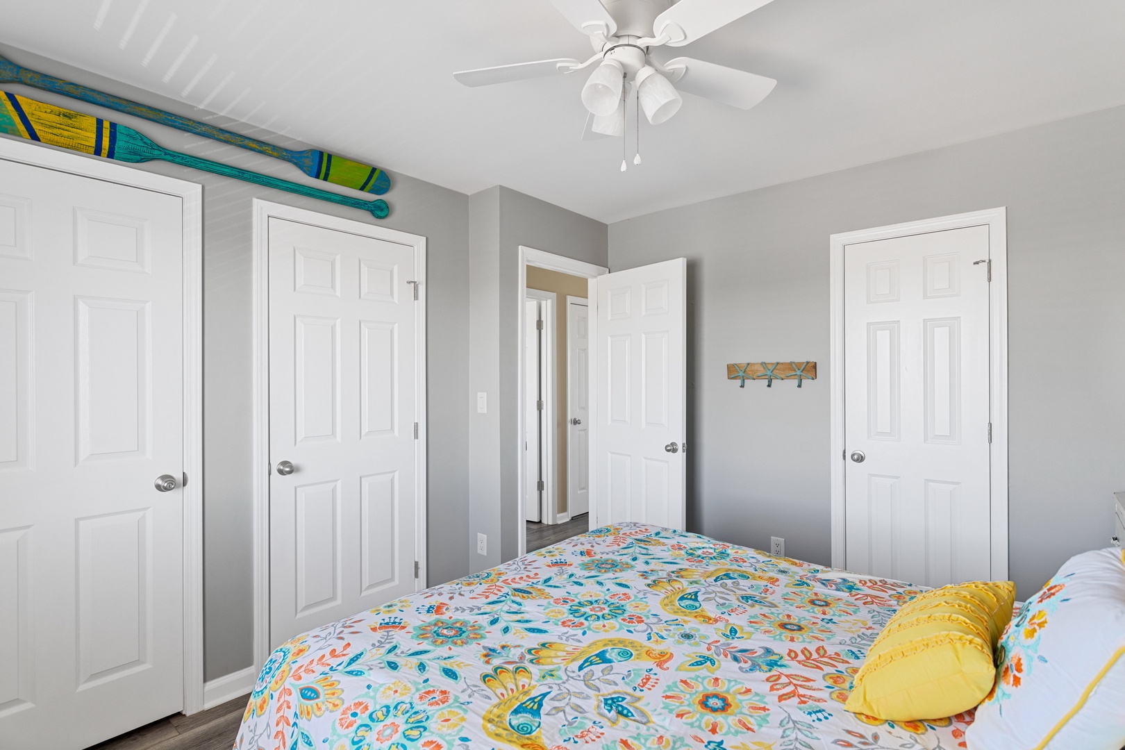 015_705_carolina_beach_avenue_south-15
