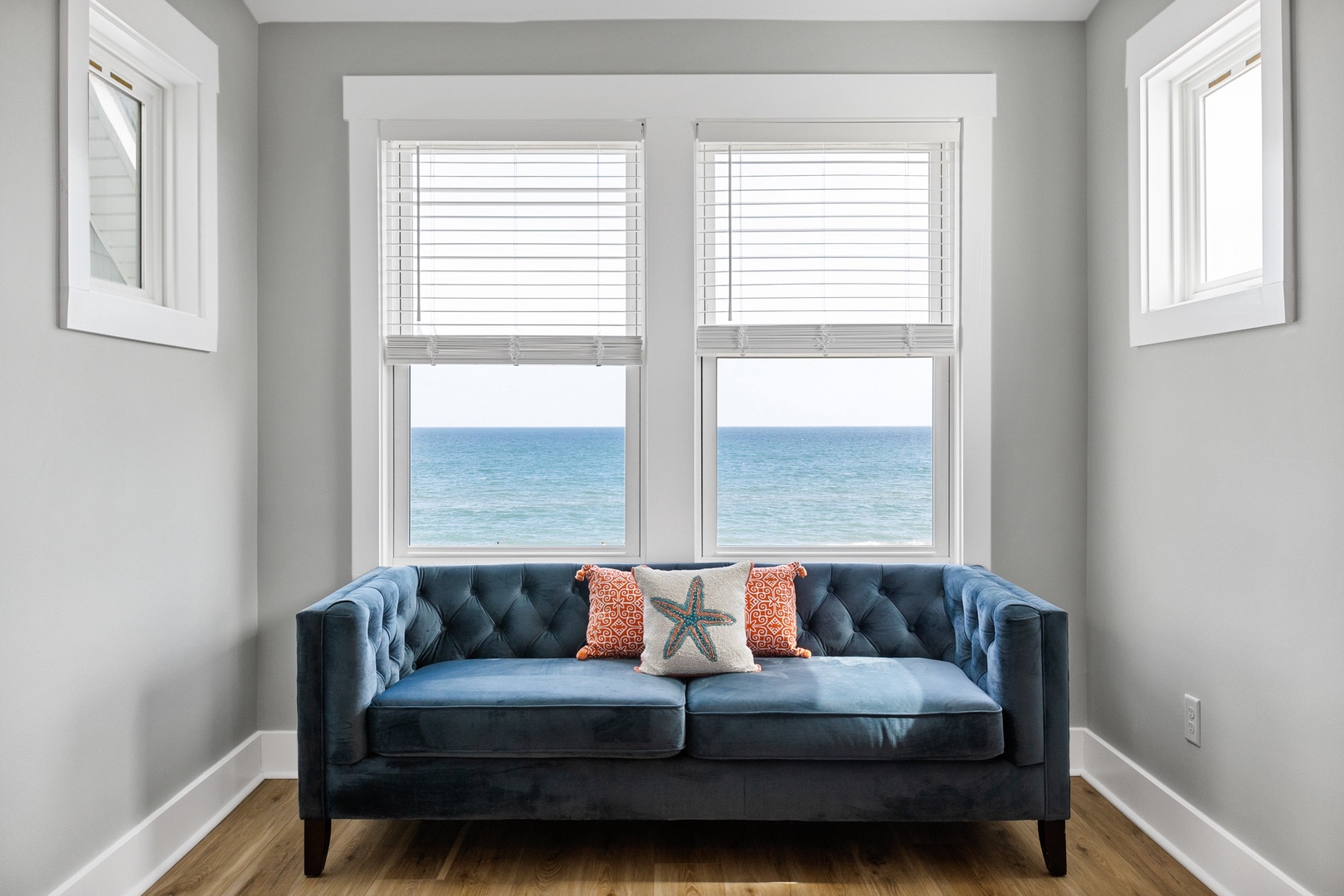 Beautiful ocean views and the full-sized day bed in Bedroom 1