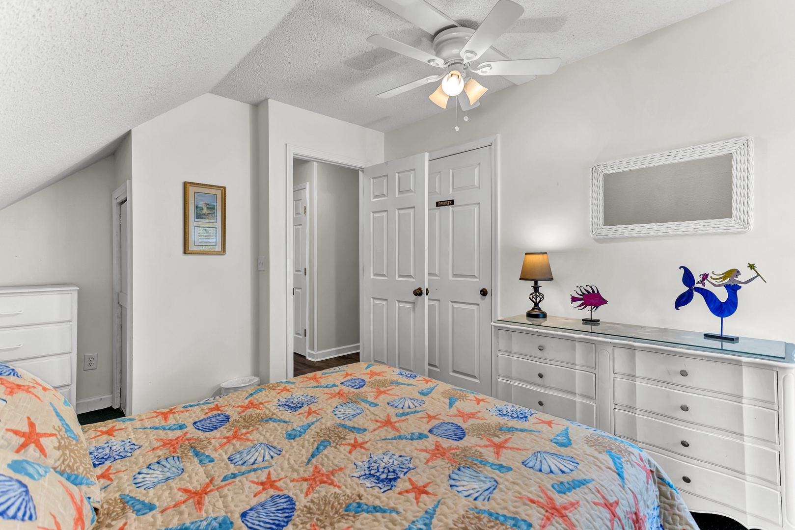 018_409_spartanburg_avenue-18
