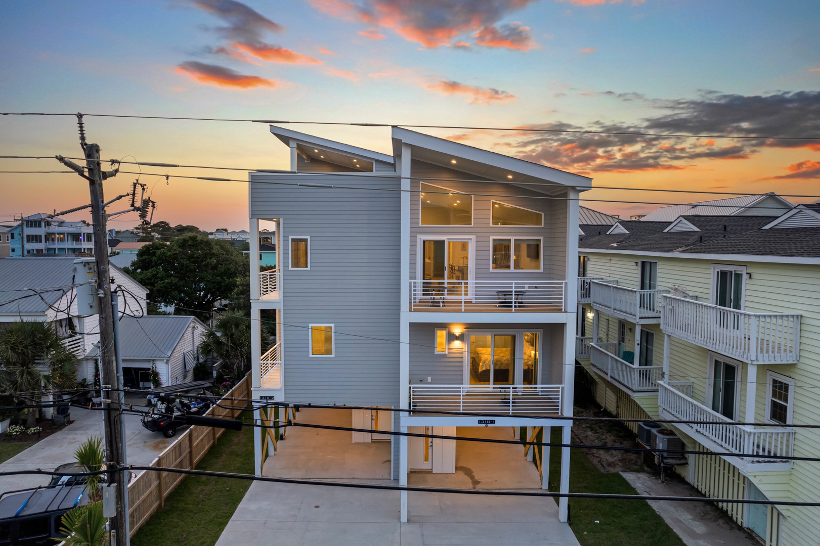 Seadragon 1 exterior view