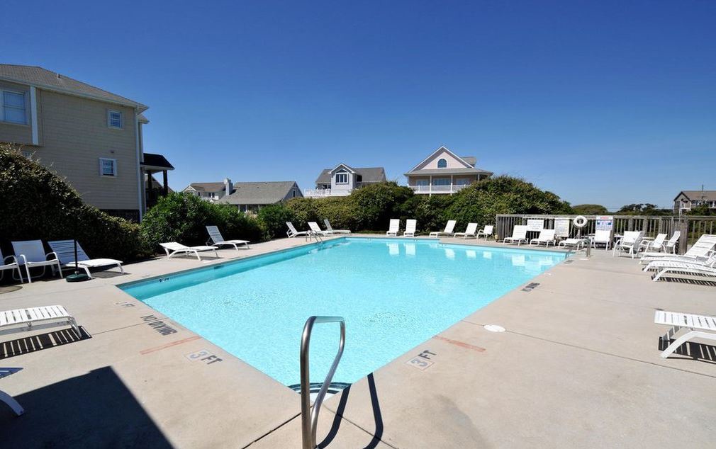 42 885 community pool a