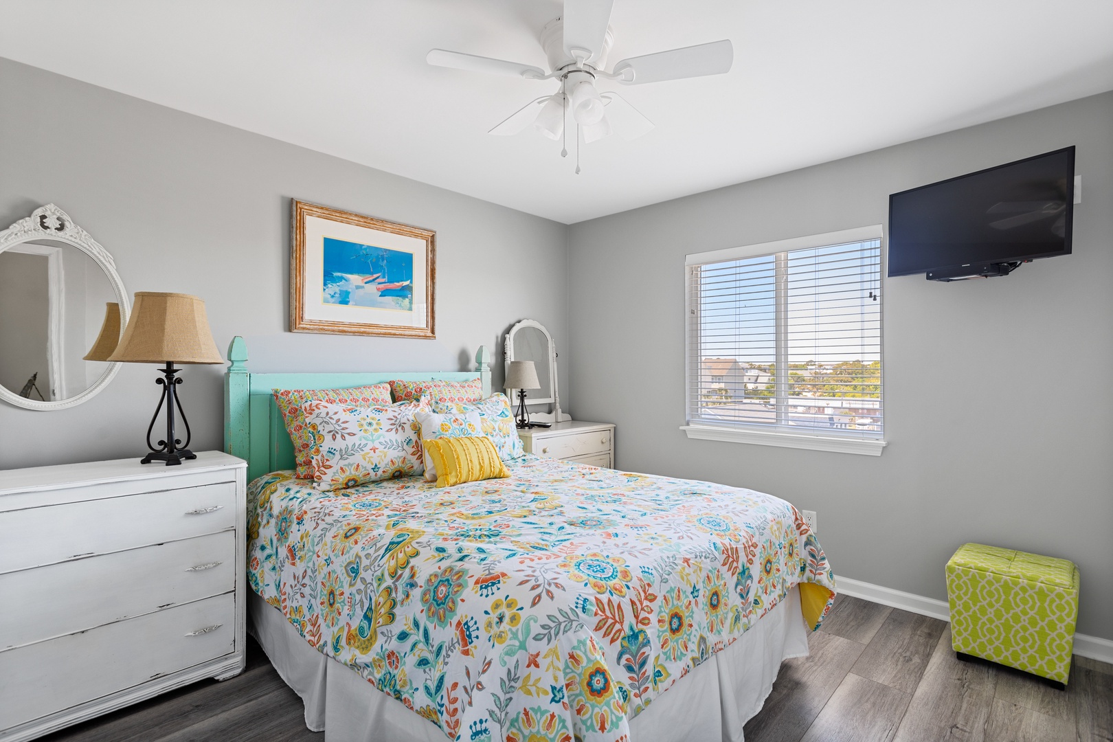 014_705_carolina_beach_avenue_south-14