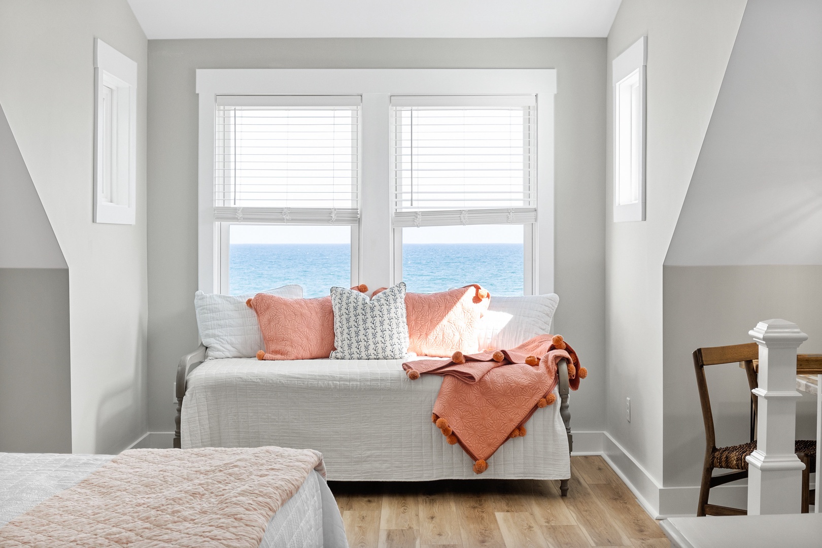 Bedroom 1 day bed and ocean views
