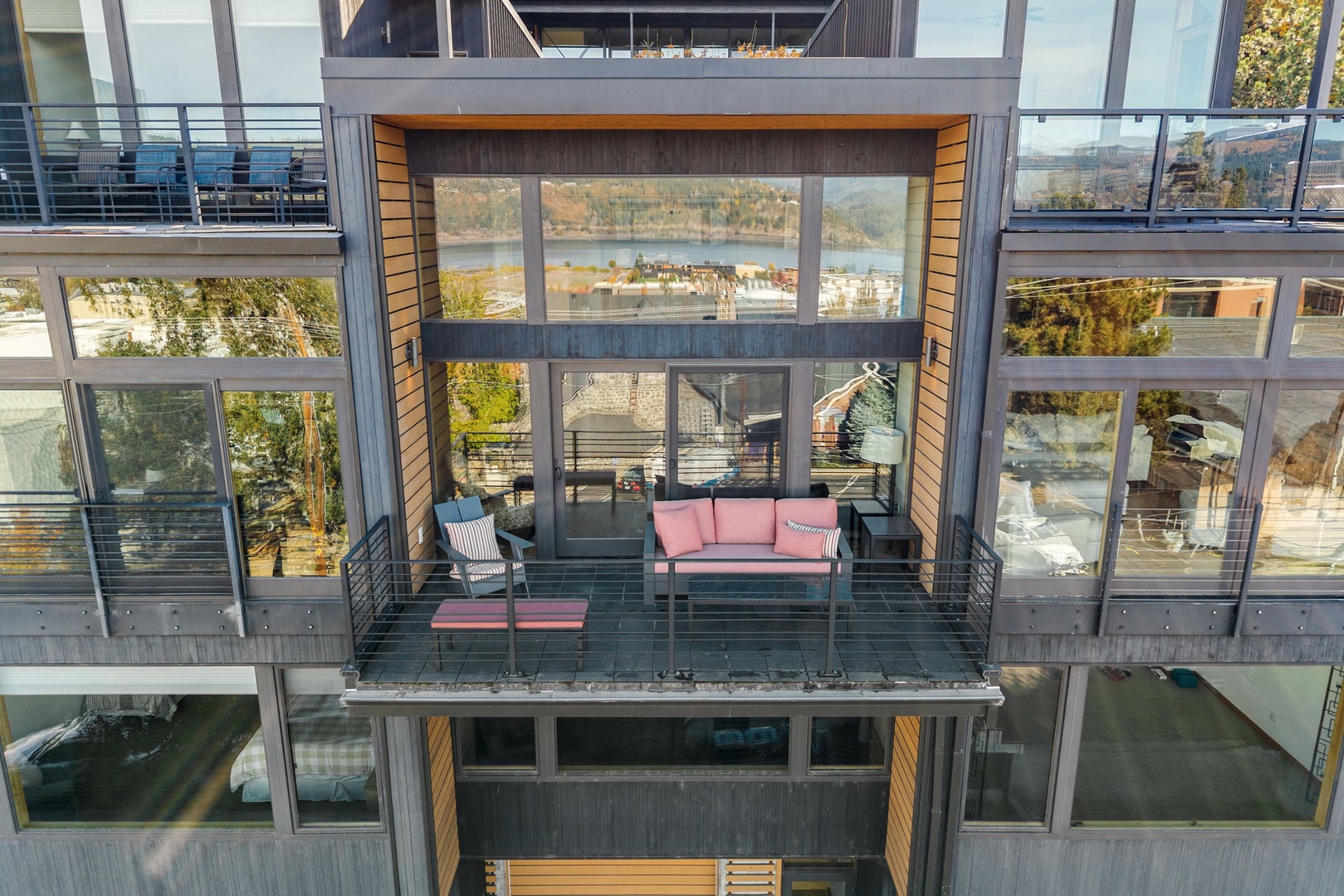 43-web-or-mls-317_Sherman-943