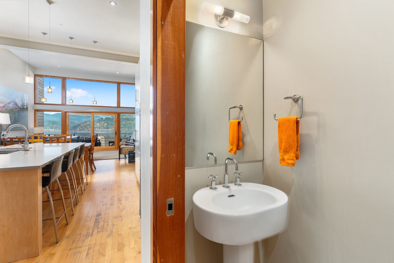 17-web-or-mls-317_Sherman-917