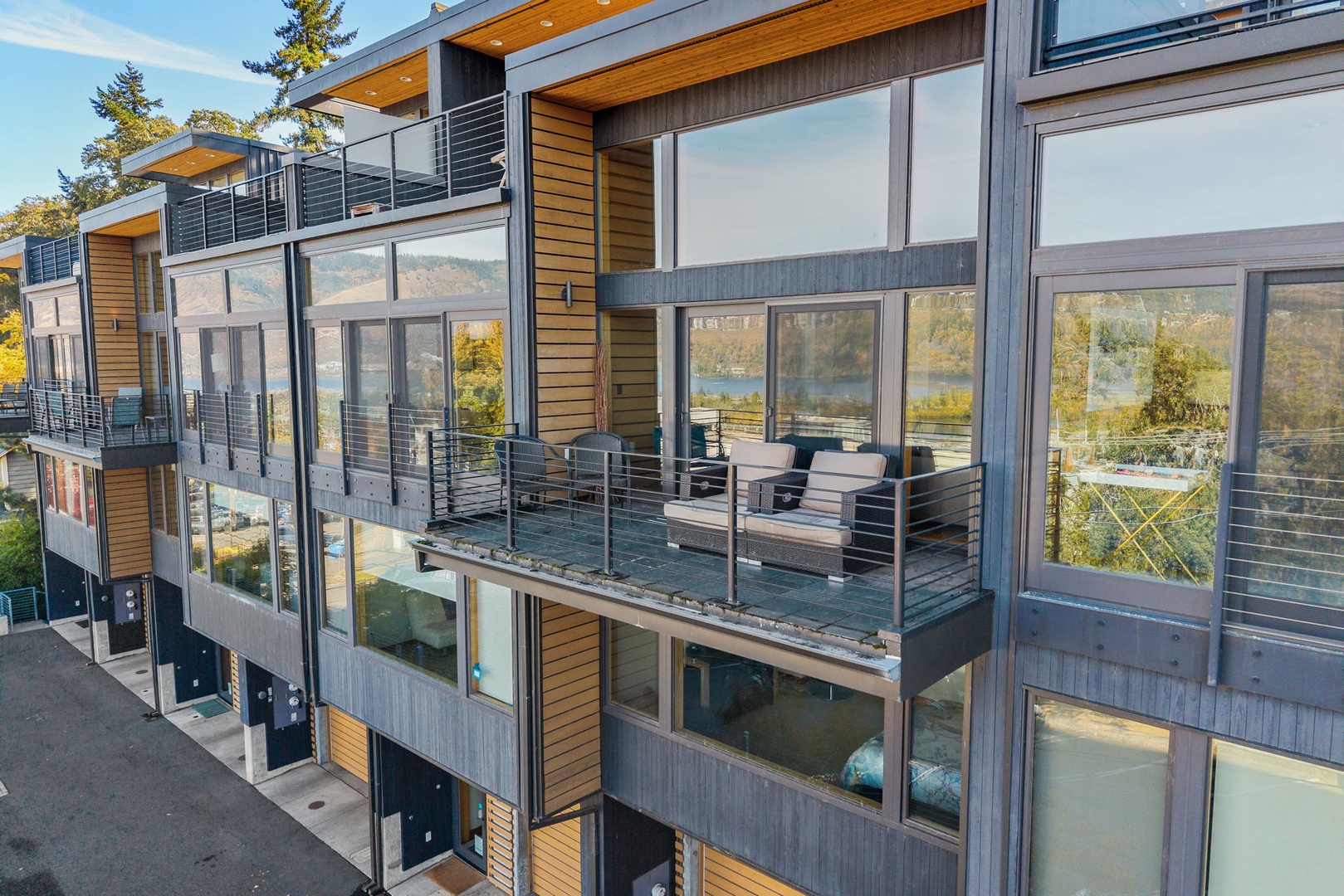 2-web-or-mls-317_Sherman-6-02