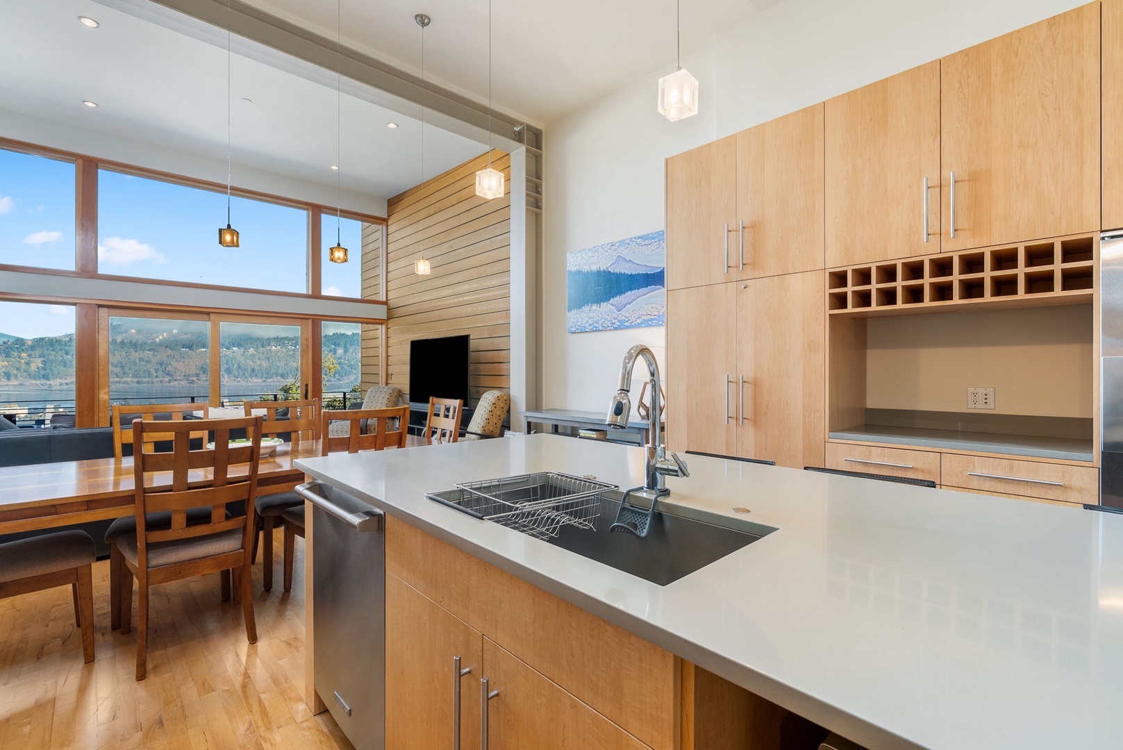 16-web-or-mls-317_Sherman-916