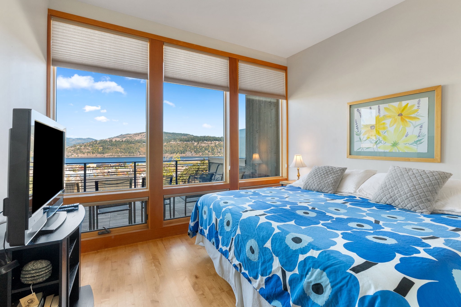 18-web-or-mls-317_Sherman-818