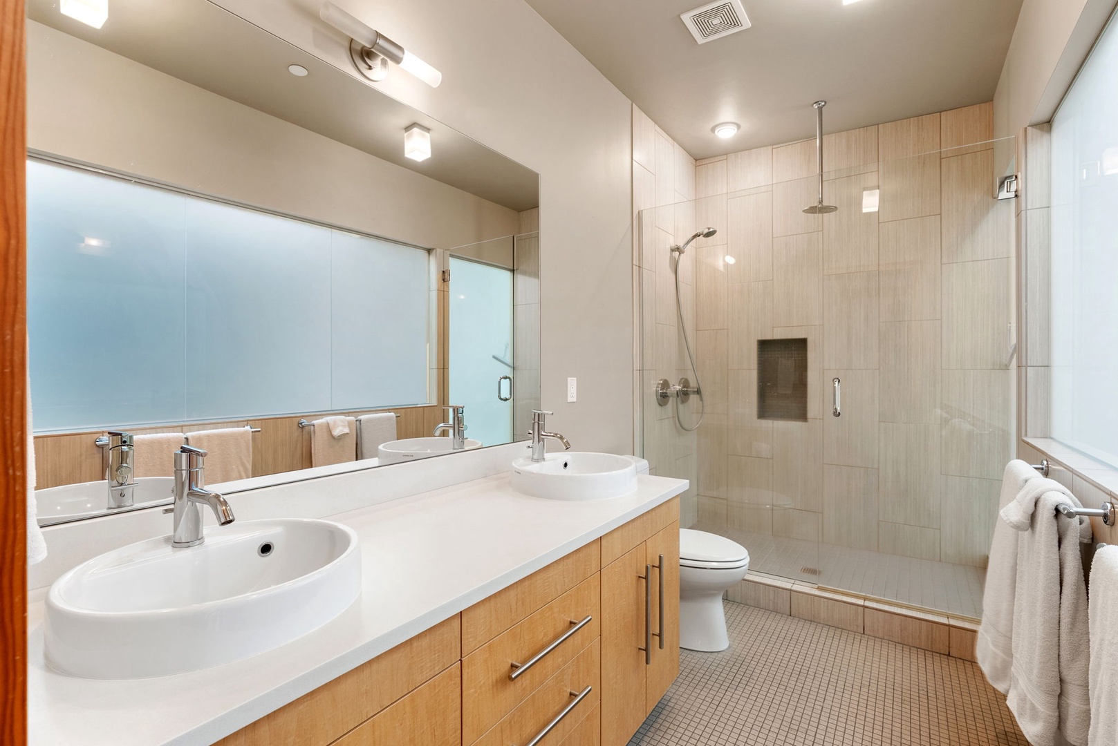 21-web-or-mls-317_Sherman-821