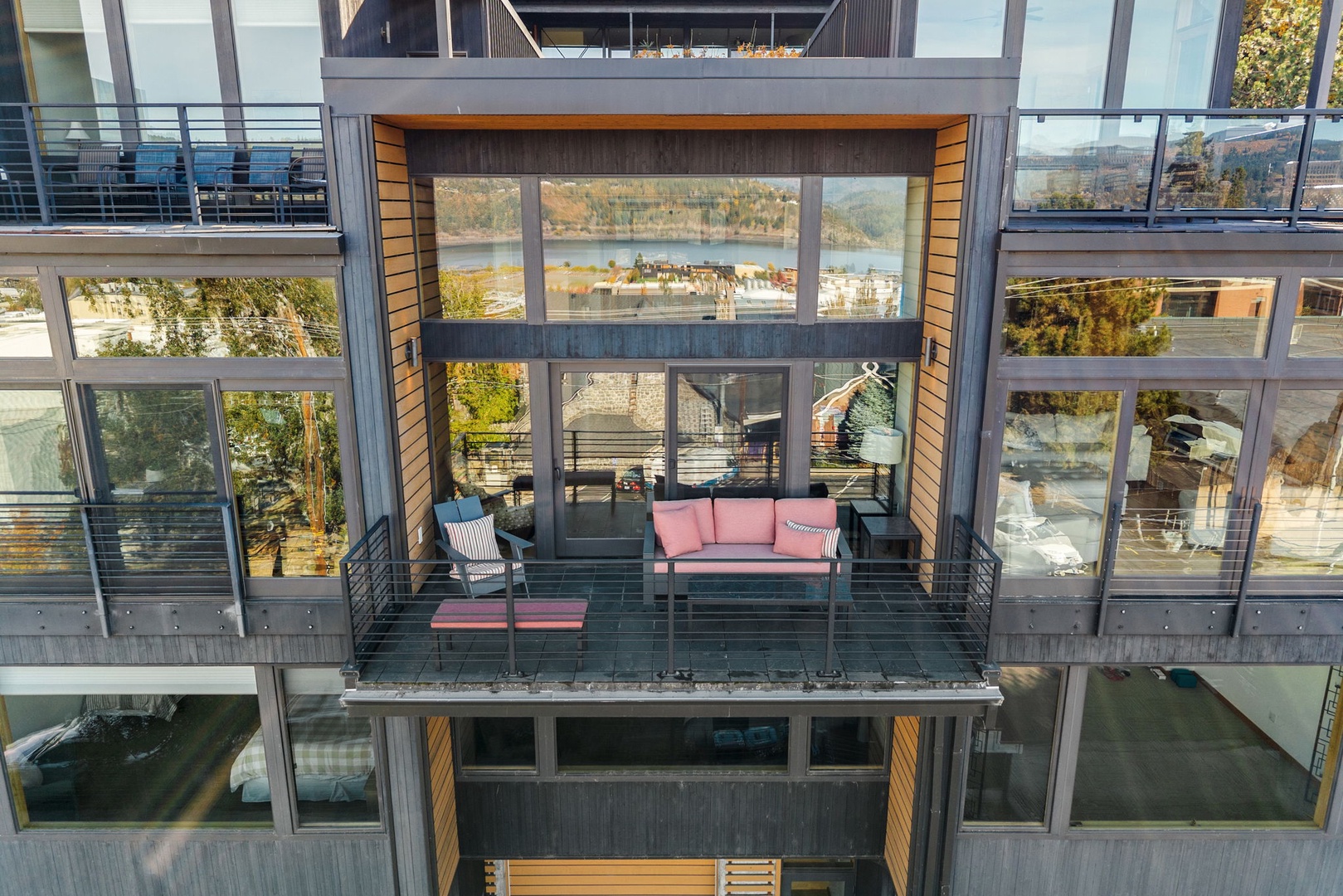 5-web-or-mls-317_Sherman-905