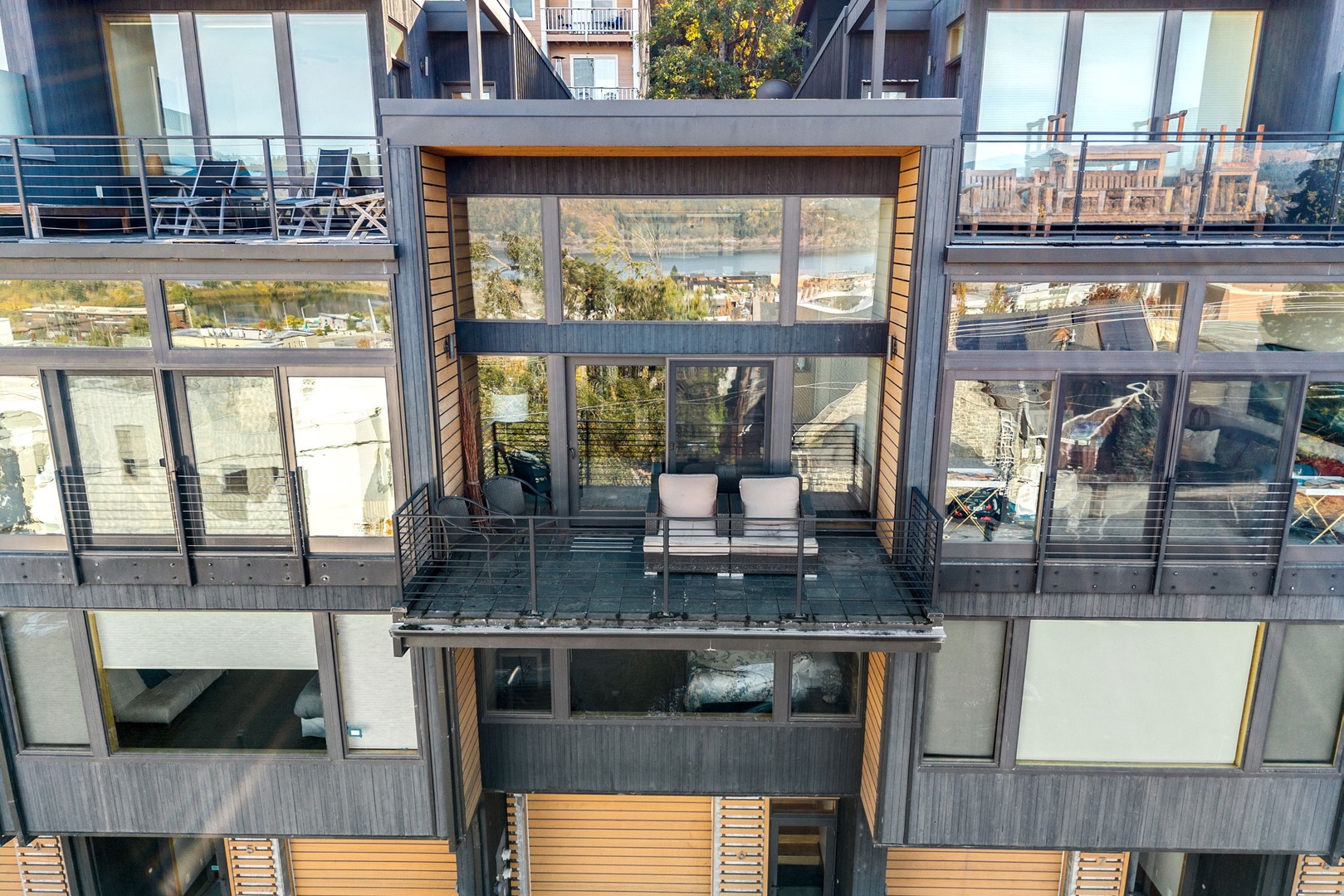 37-web-or-mls-317_Sherman-6-37