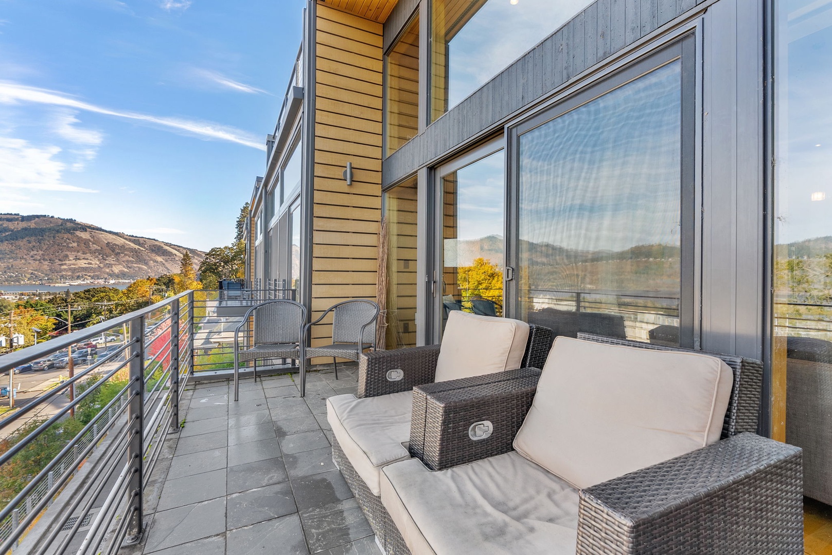 31-web-or-mls-317_Sherman-6-31