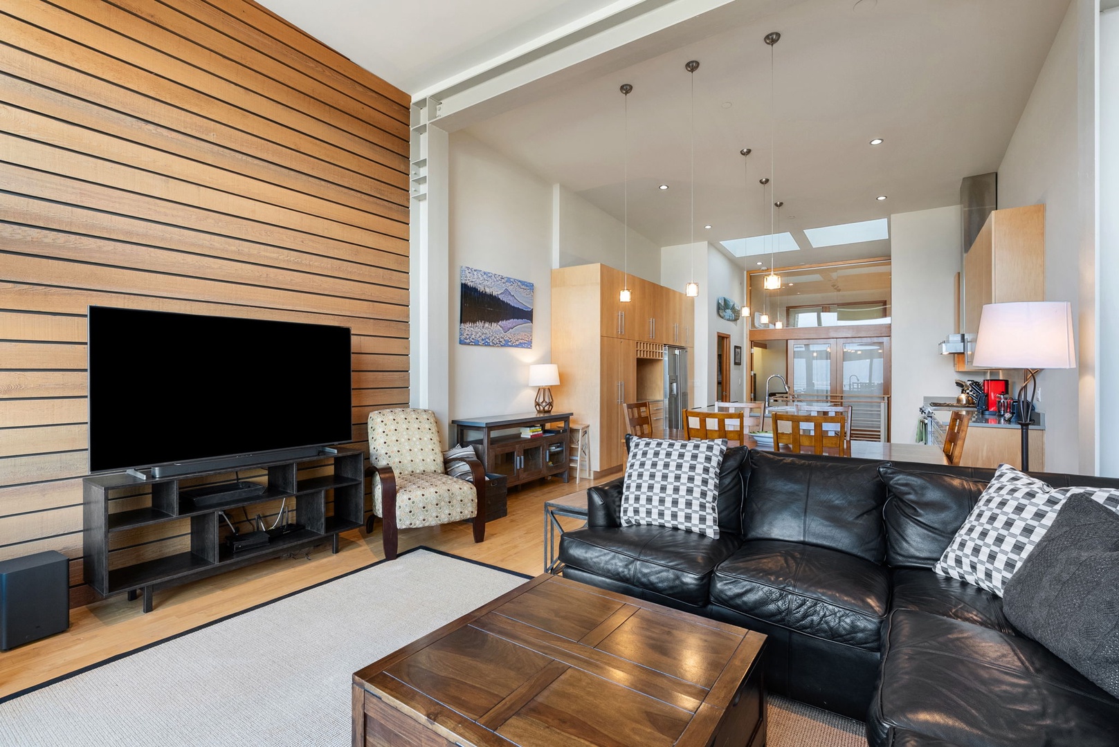 12-web-or-mls-317_Sherman-912