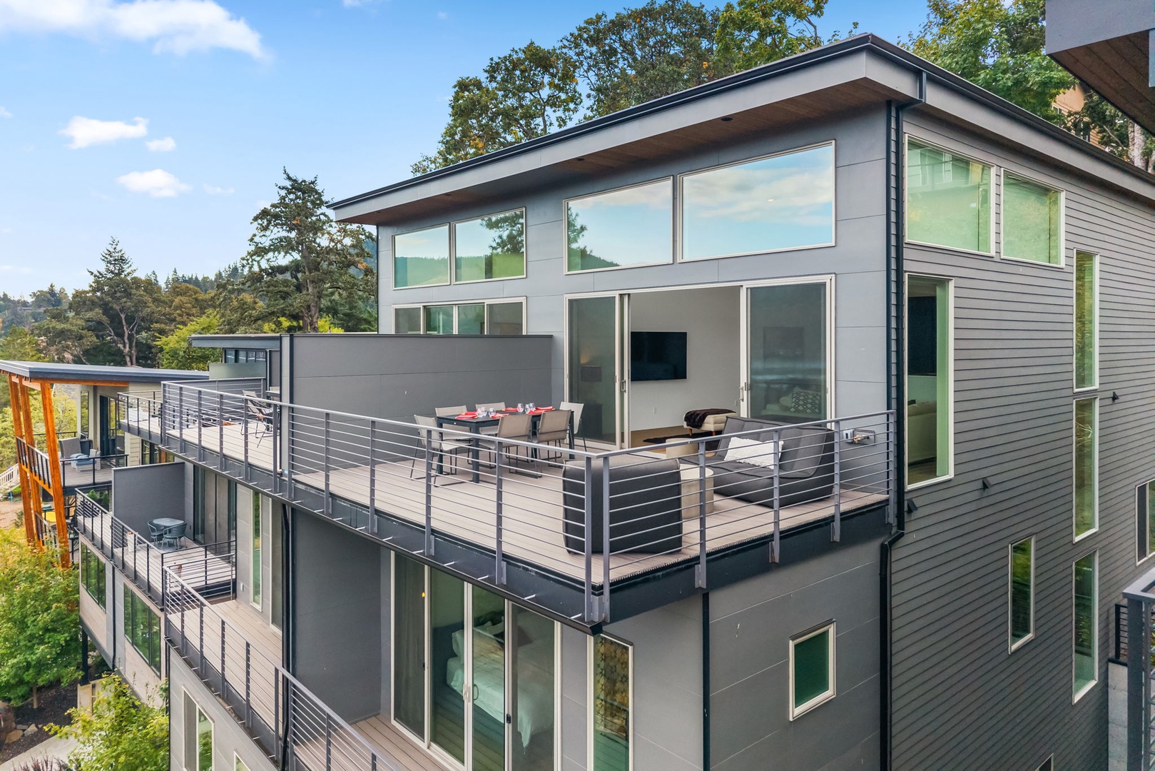 21-web-or-mls-39_Sherman08