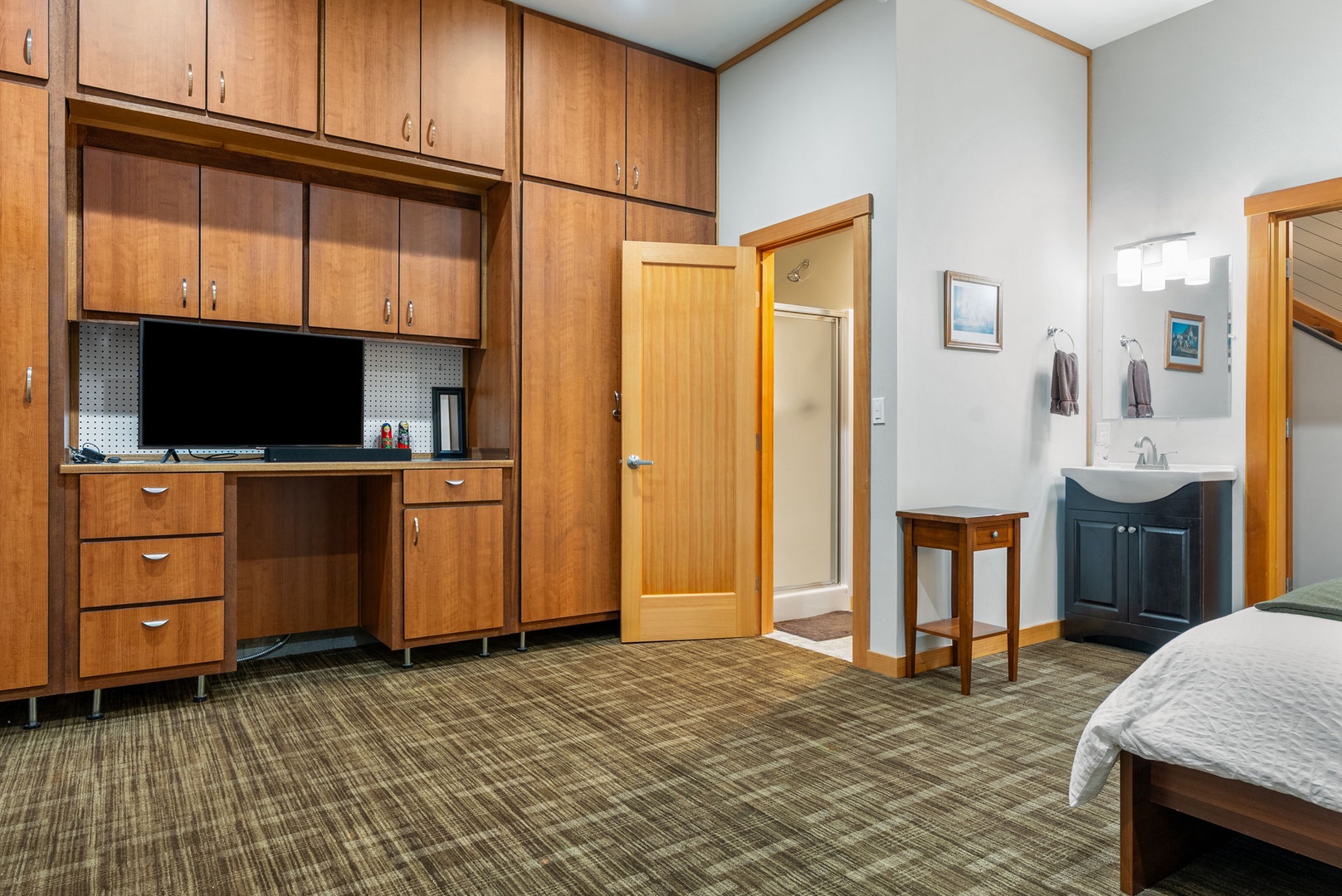 40-web-or-mls-606_Sherman_#3_40