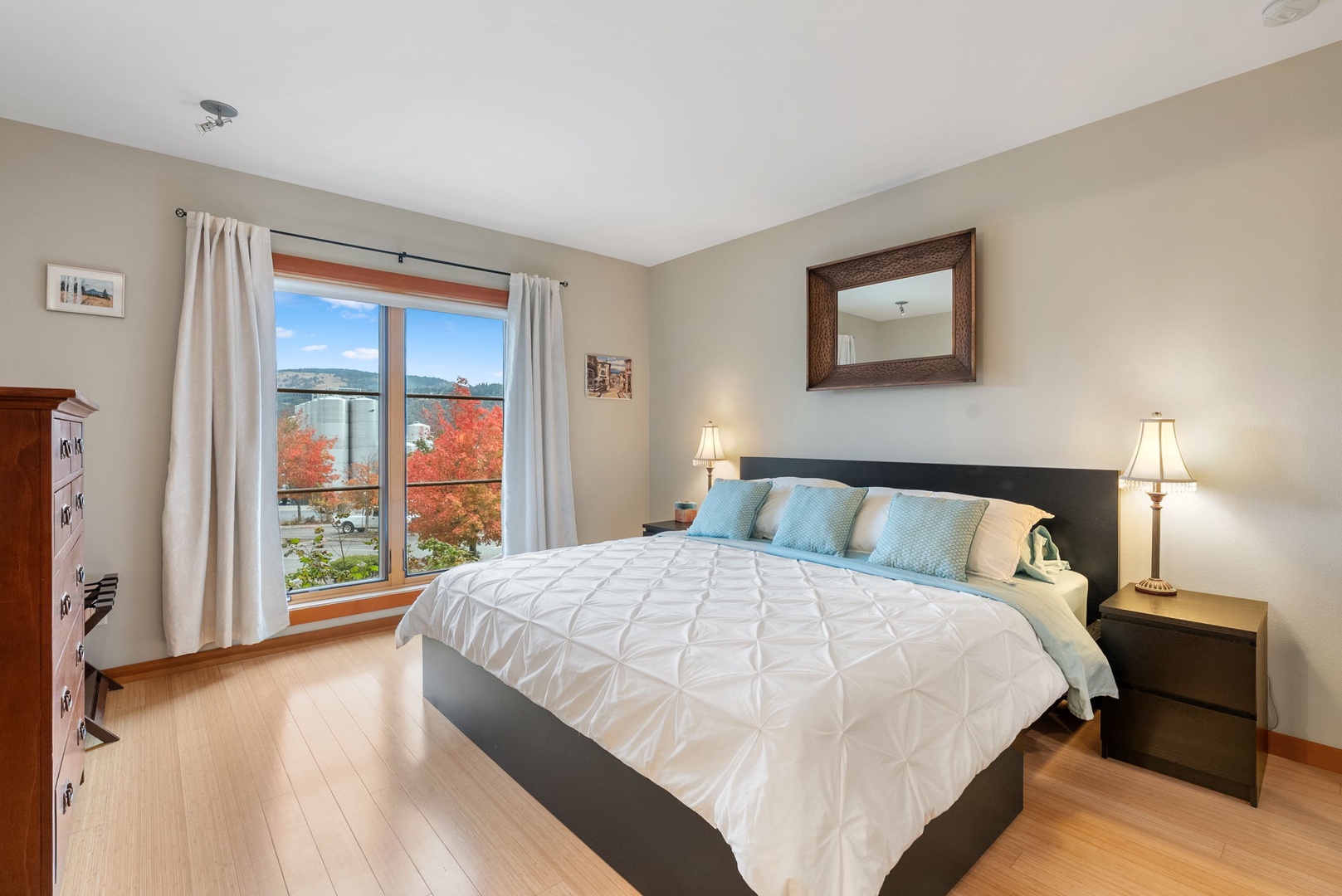 31-web-or-mls-606_Sherman_#3_31