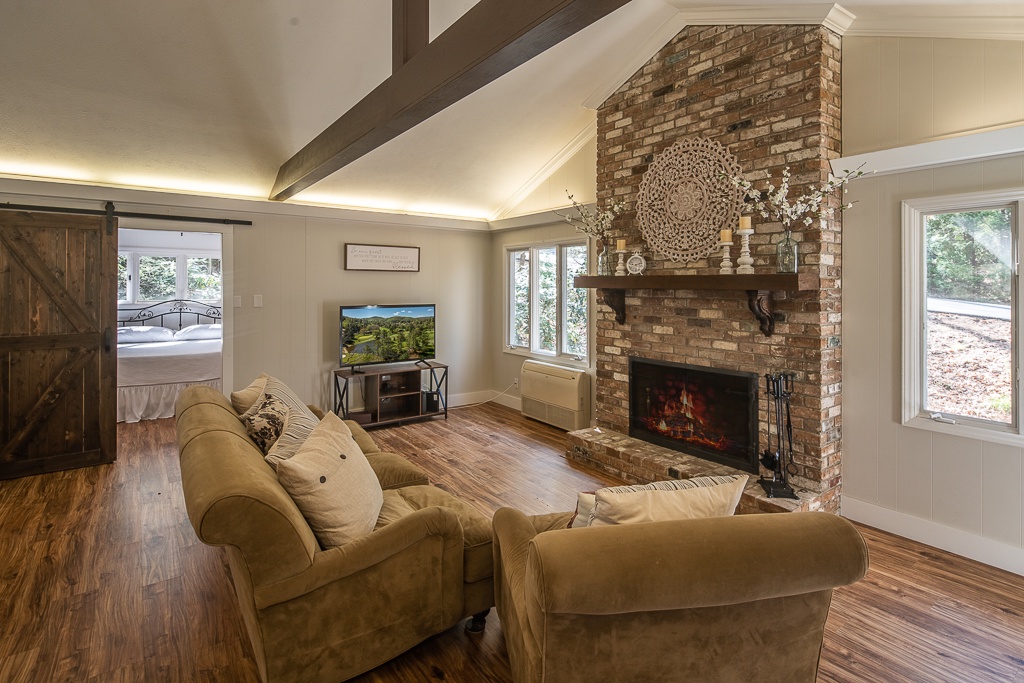 Matrix 1024X768-5 (1)