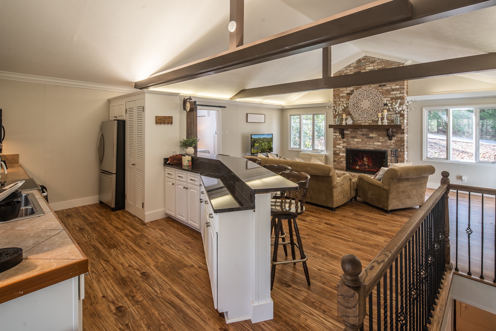 Large 1920 X 1080-22