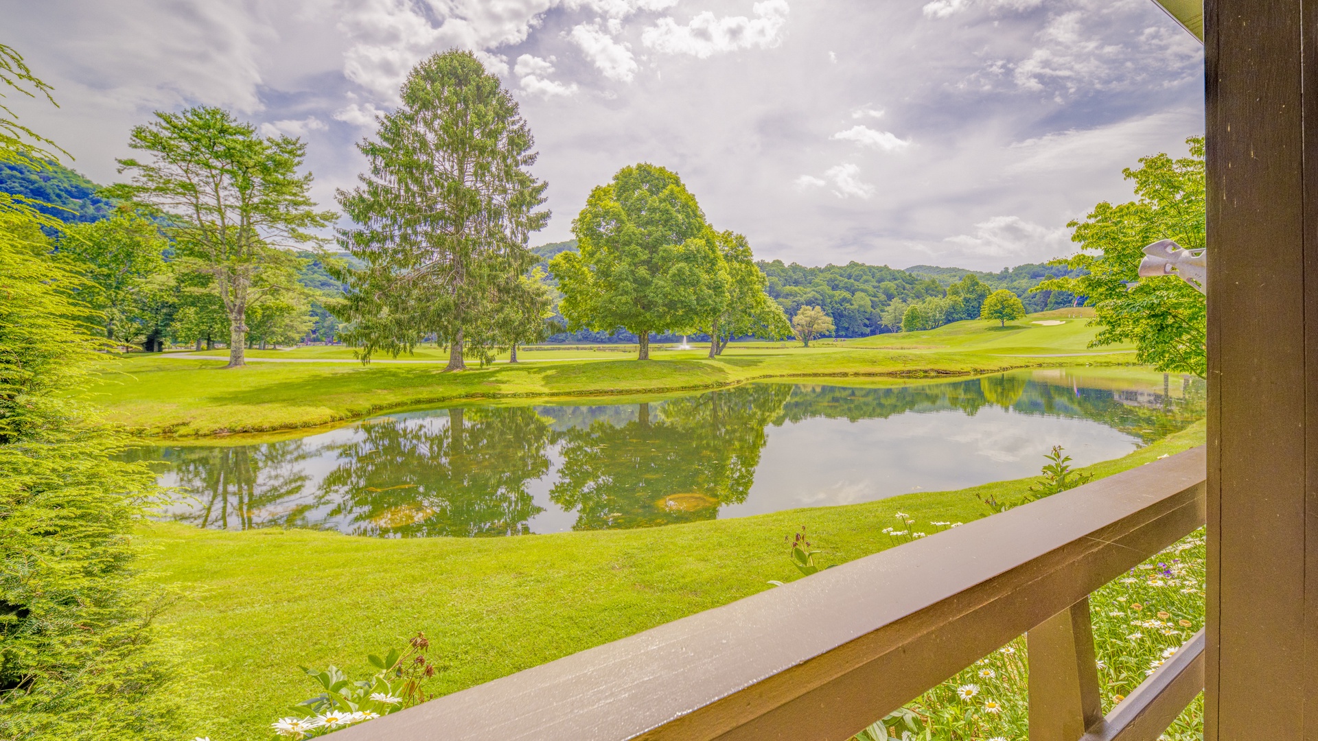 Lakeside Living-22
