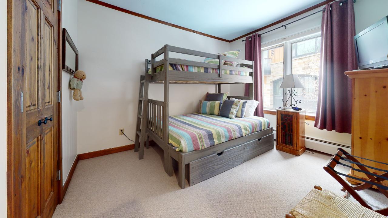 Bedroom with Bunk Bed