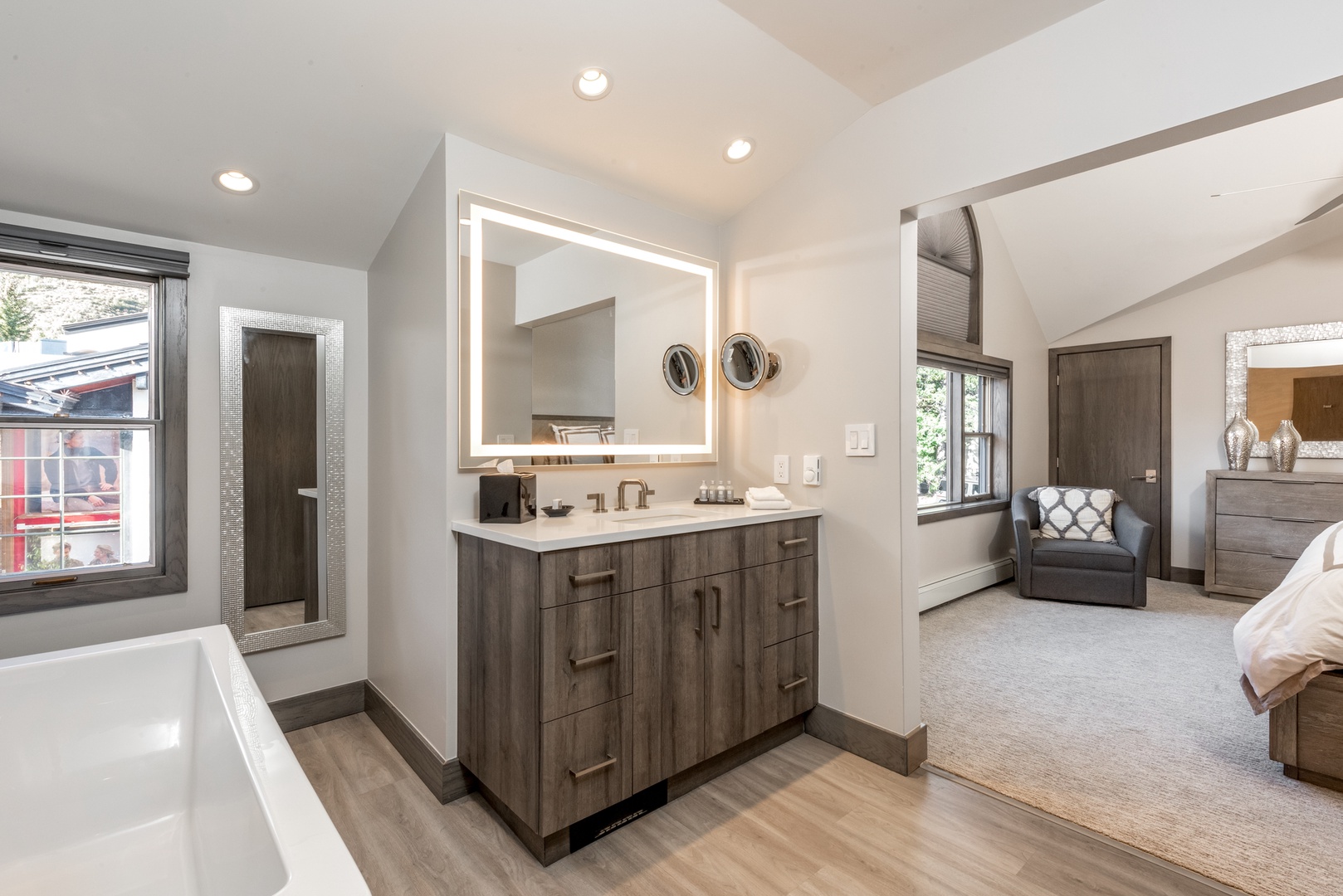 Master Bath Area