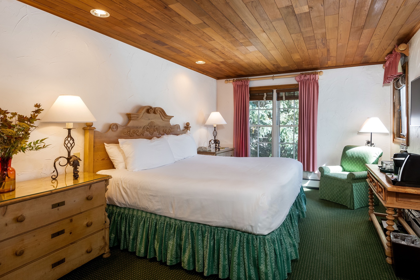 Room with King Bed