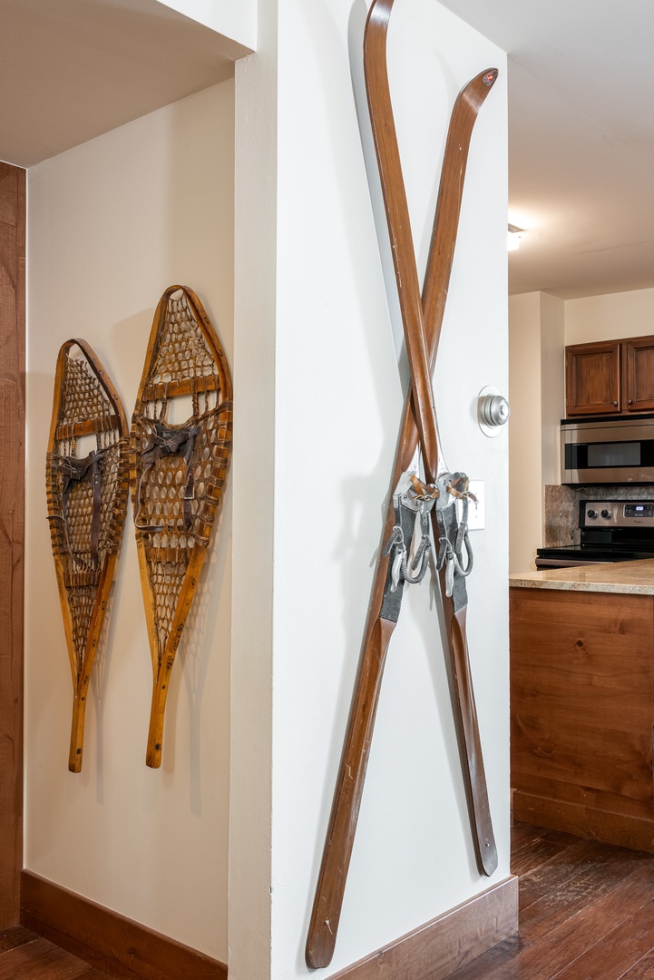 Mountain Decor