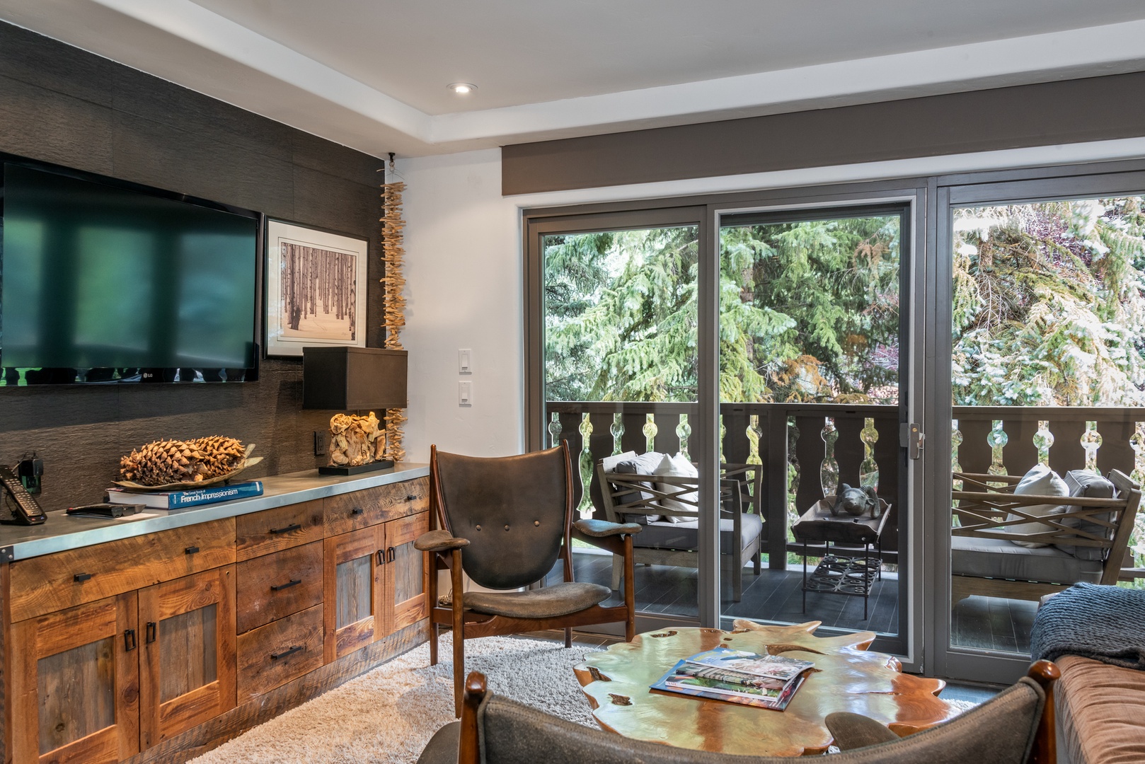 Spacious Living Room Area