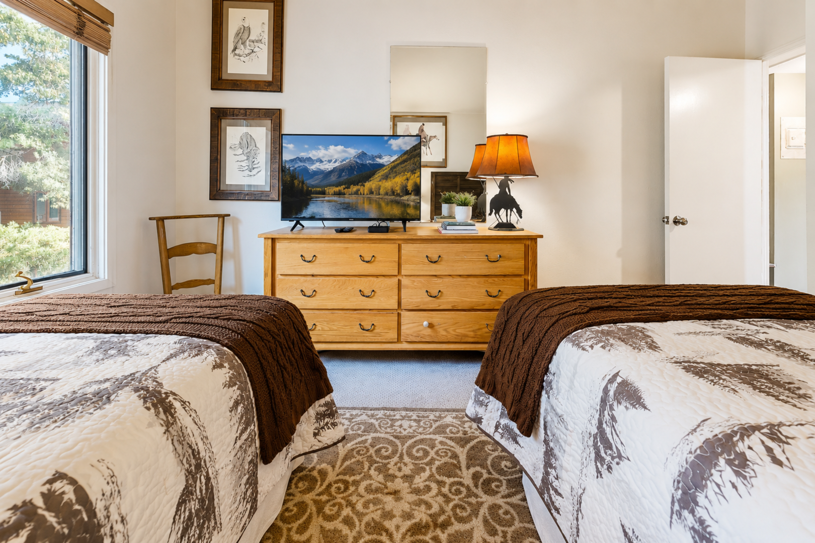 Guest Bedroom with Two Twin Beds